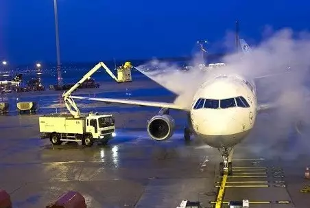 Казахстанцам объяснили причины задержки рейсов зимой