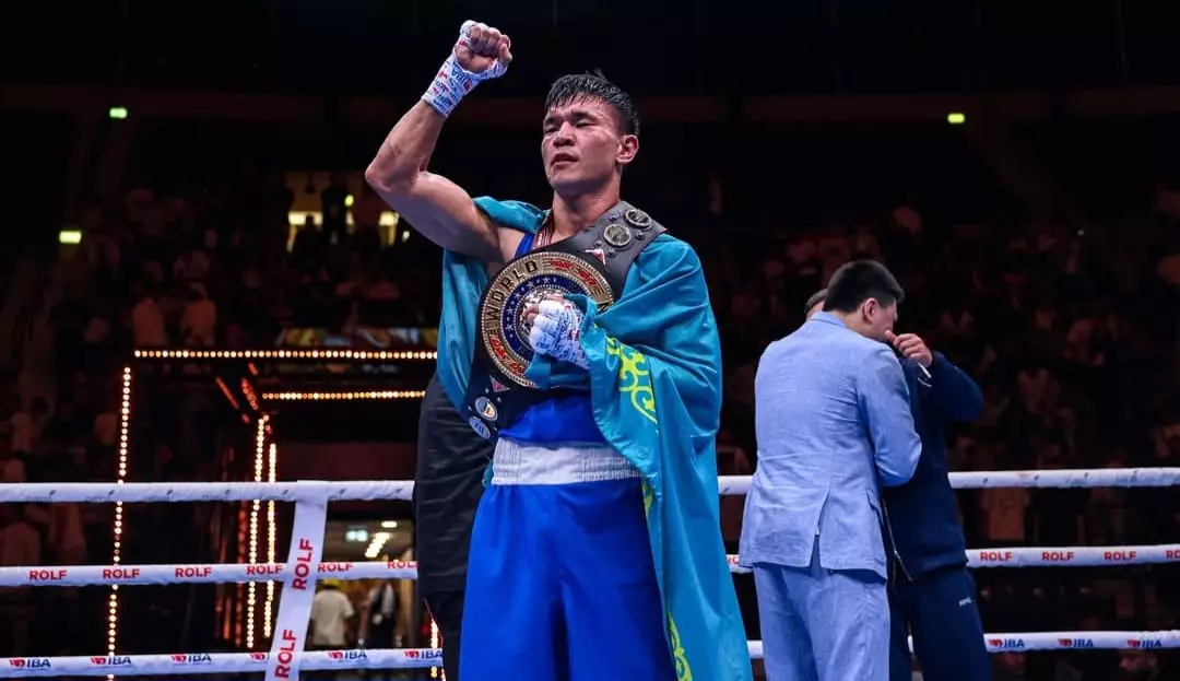 Әлем чемпионы атанған Абылайхан Жүсіпов керемет сыйлық алды (ВИДЕО)