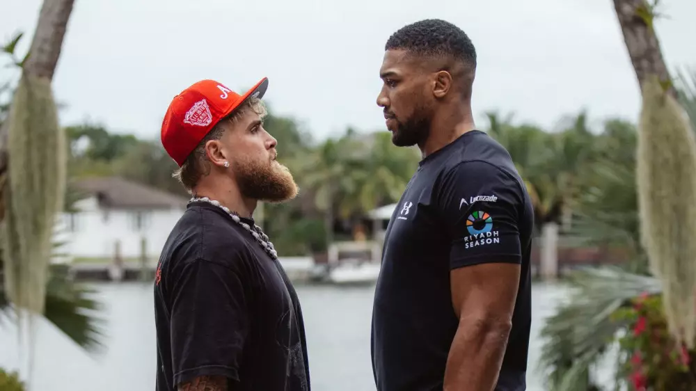 Экс-чемпион мира получил огромное преимущество перед боем с блогером