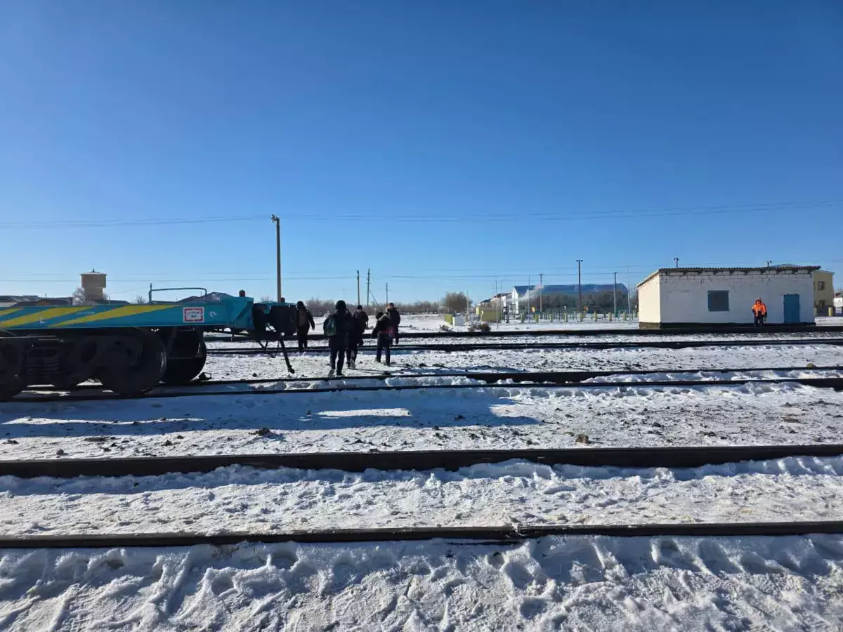 Жители села Боранкул просят построить подземный переход через железную дорогу - новости на Lada.kz 19.12.2025