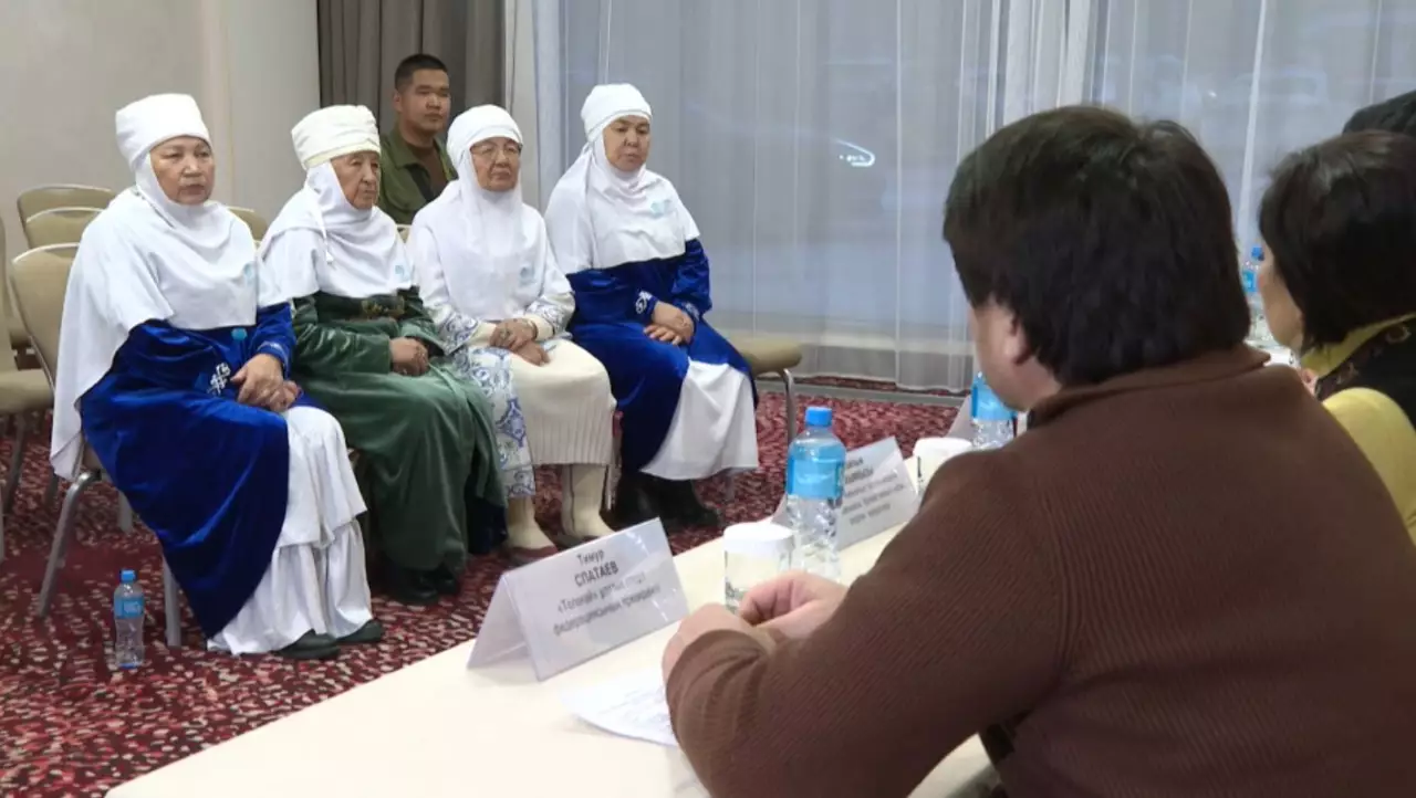 ЛГБТ насихатына тыйым: қоғамдық ұйым өкілдері пікір білдірді