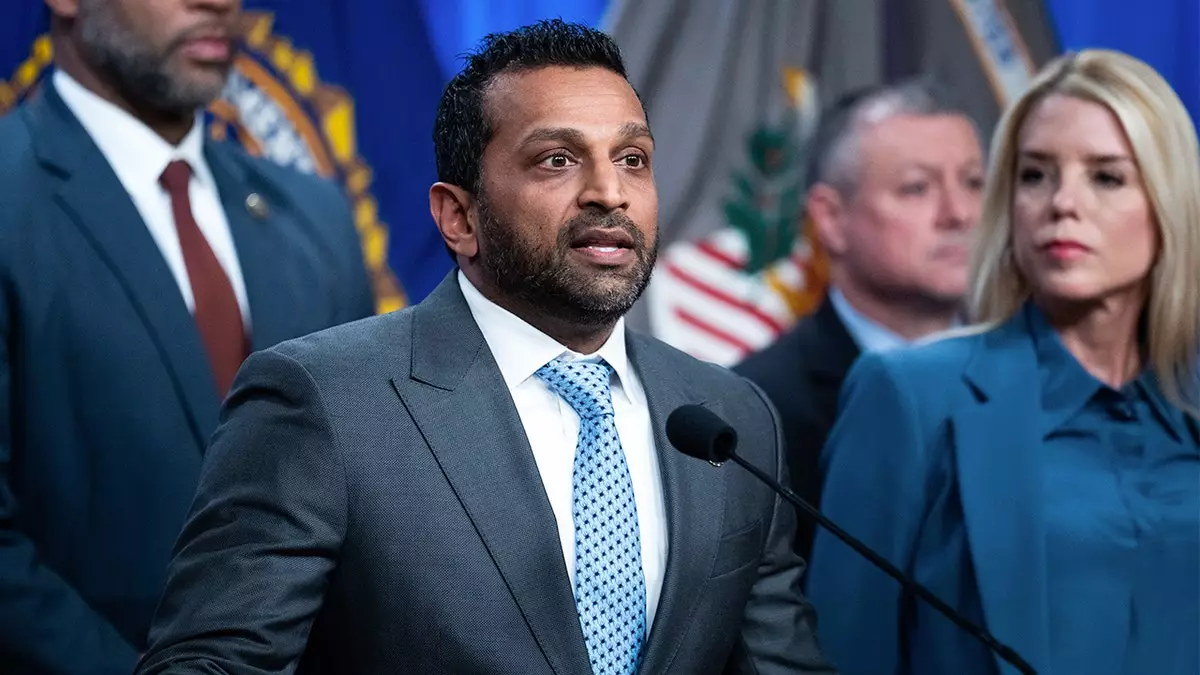 Китайский исследователь с визой США обвиняется в контрабанде кишечной палочки в страну, заявил директор ФБР Кэш Пател.