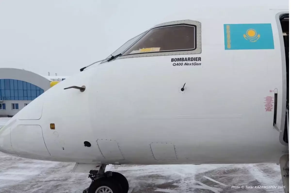 Задержки ради безопасности: как самолеты обрабатывают от льда и снега