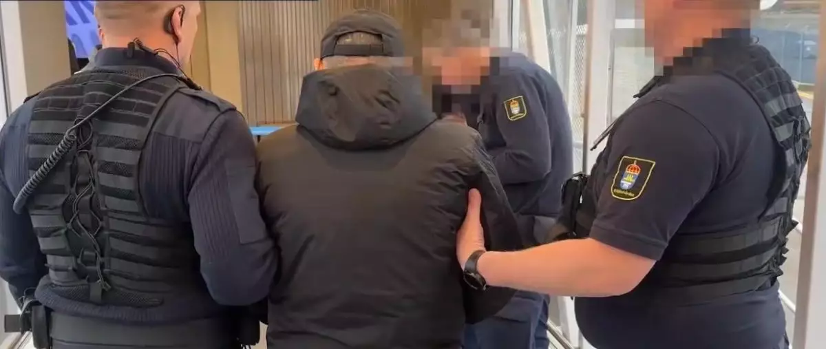 Банк ақшасын ұрлаған қазақстандық Швециядан экстрадицияланды