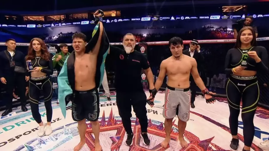 Казахстанец выиграл у медиа-звезды из Узбекистана на OCTAGON 83