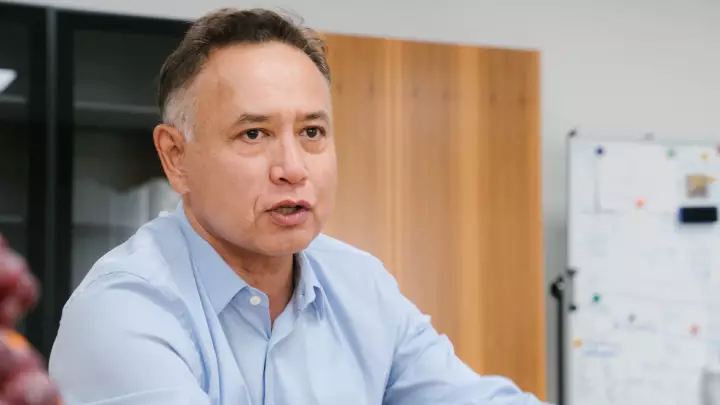 Тұрсын Алагөзов: "Әрбіріне өз қалтамнан ай сайын 50 мың теңгеден төлеймін"