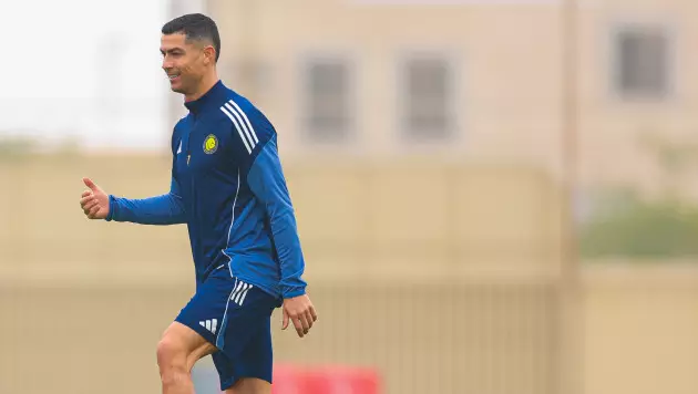 ФИФА наложила трансферный бан на клуб Роналду: что известно о санкции