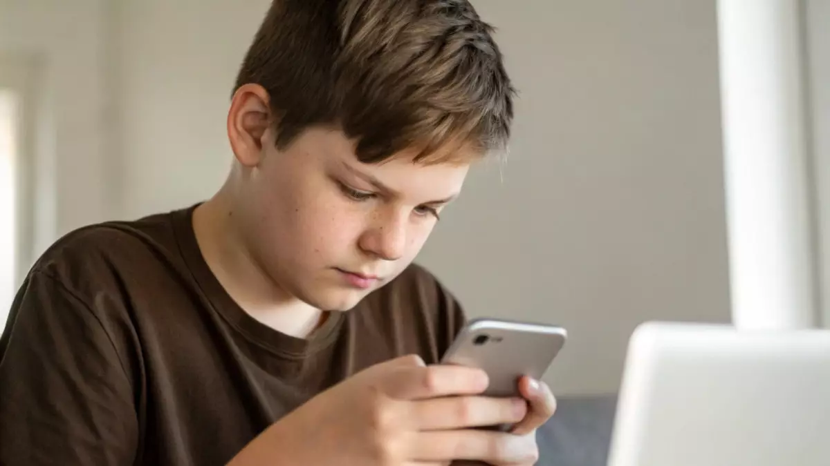 ChatGPT обновил правила безопасности для подростков