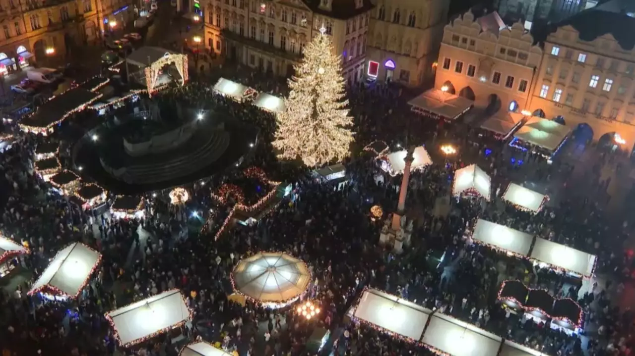 Меры безопасности в преддверии Рождества повышают в Европе