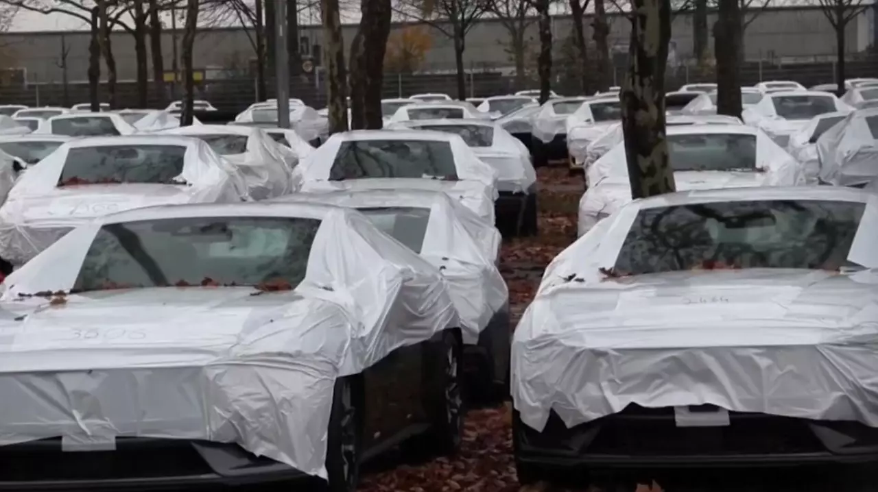 Ford отзывает более 270 тысяч машин