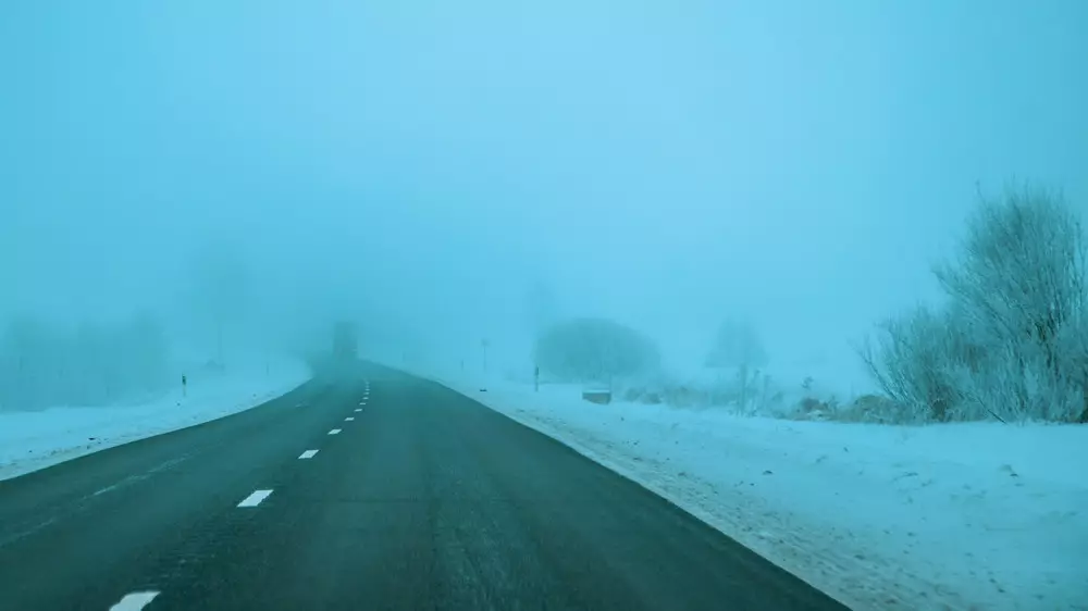 Казахстан накроют туман и гололёд: объявлены штормовые предупреждения