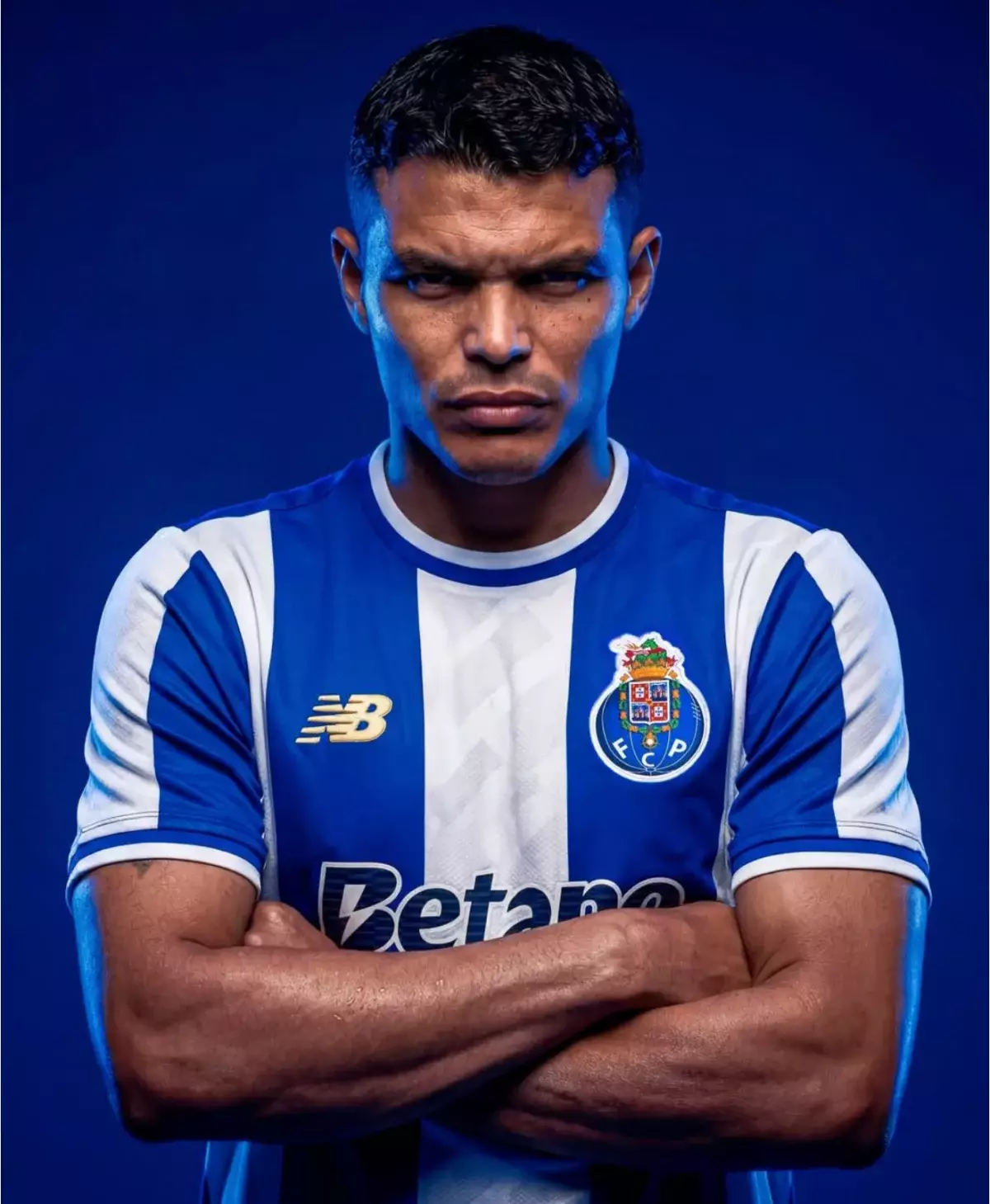 41 жастағы Тьяго Сильва “Порту” ұжымымен келісім шартқа отырды