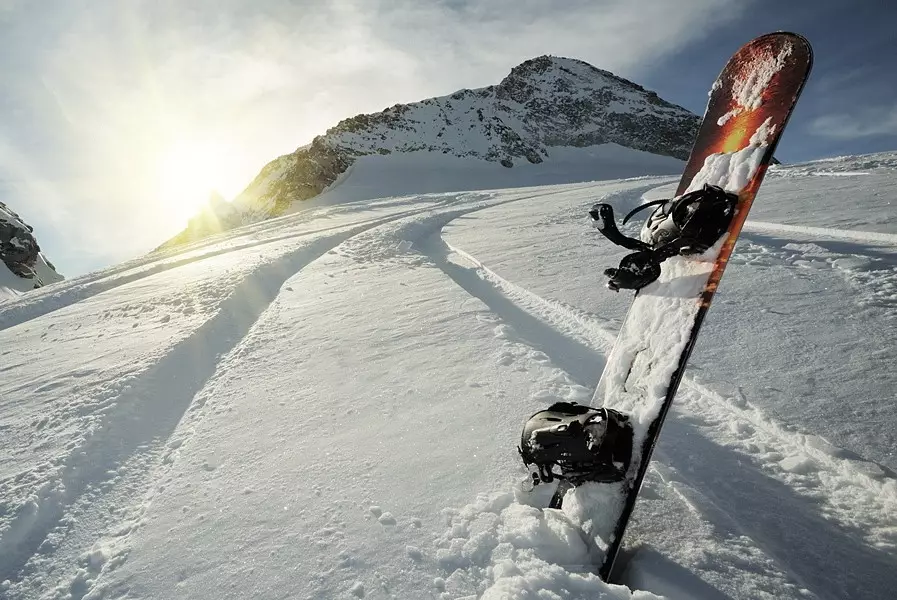 В горах Алматы найдено тело пропавшей сноубордистки