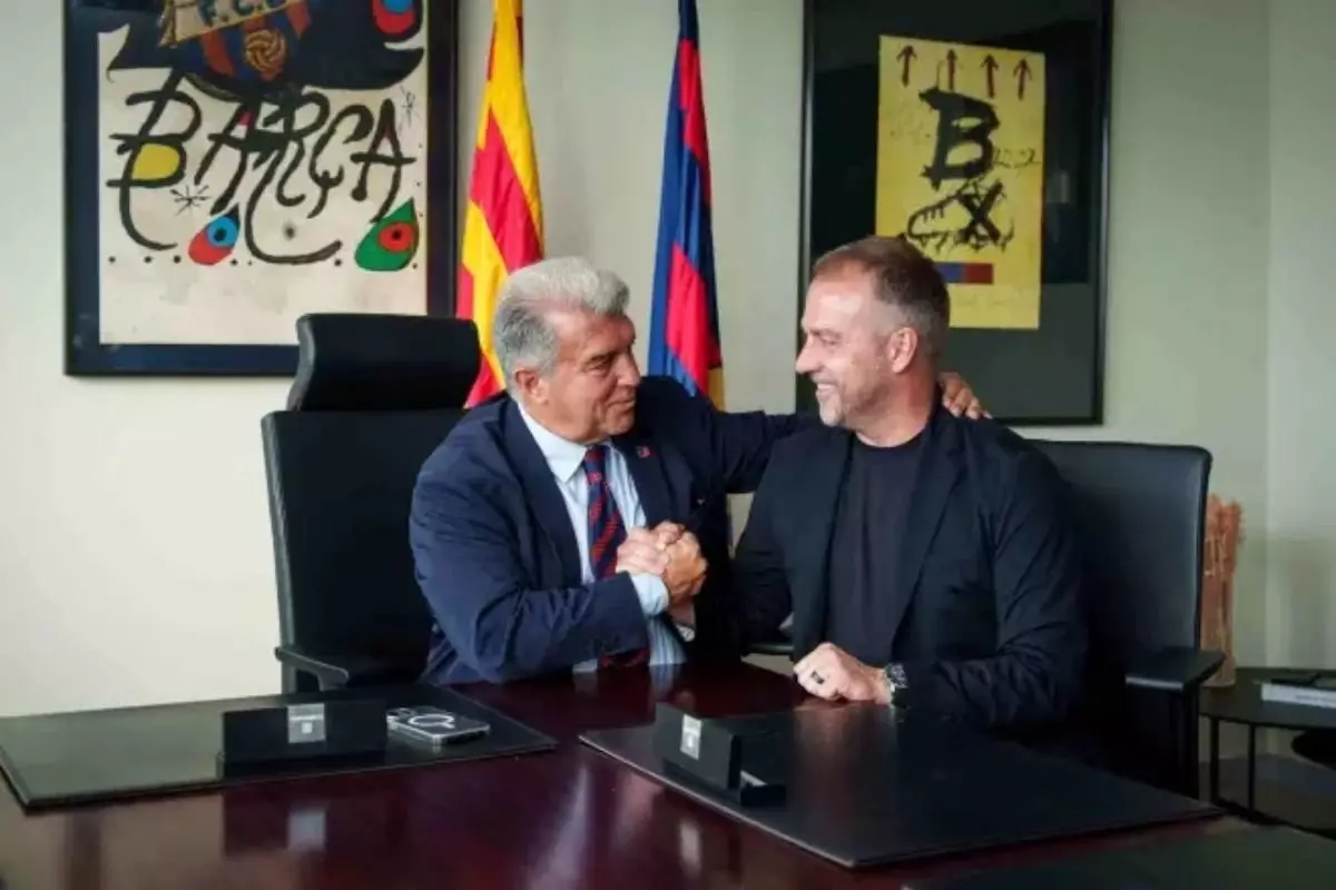 «Барселона» готовит новый контракт для Флика, но немец поставил неожиданное условие