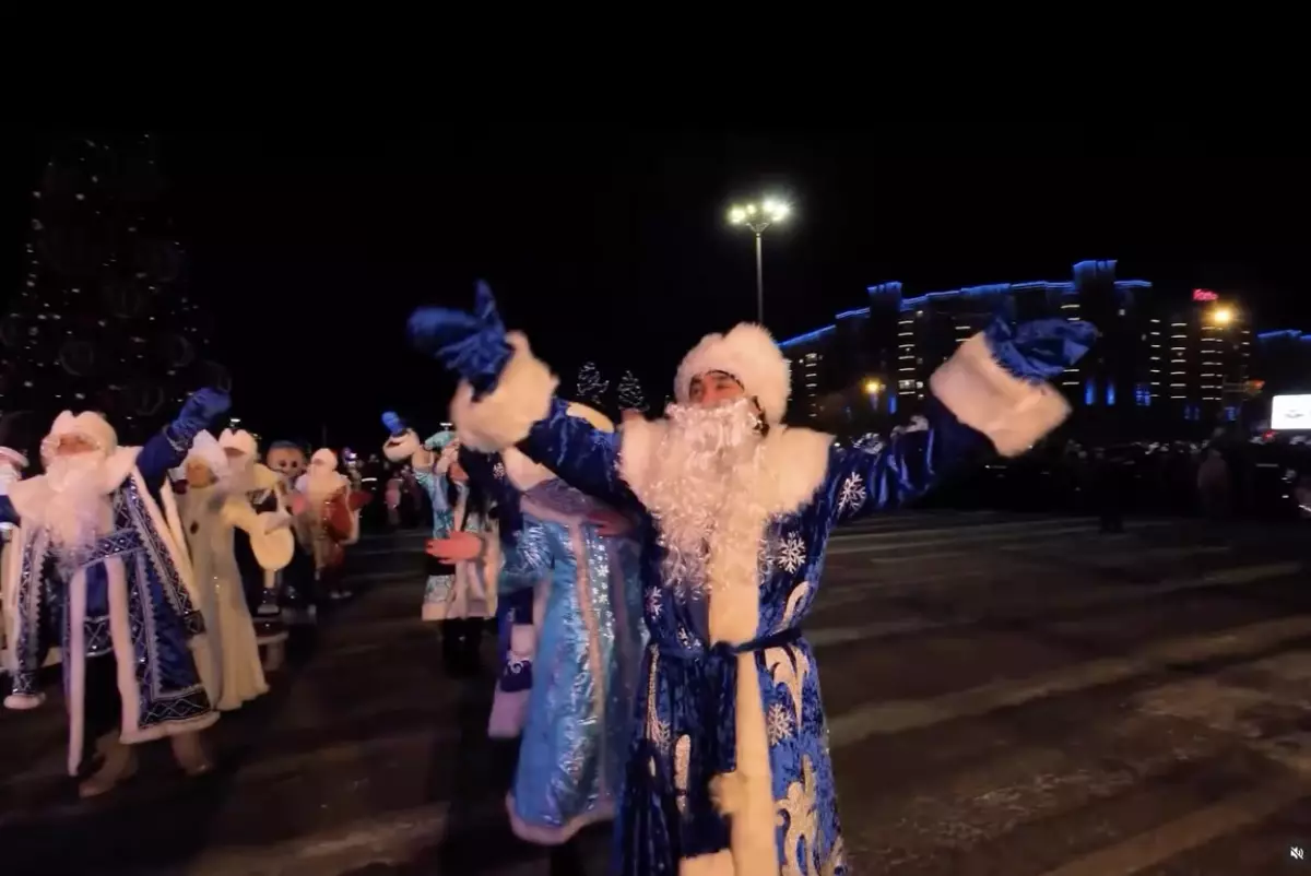 В Усть-Каменогорске зажгли главную ёлку Восточно-Казахстанской области