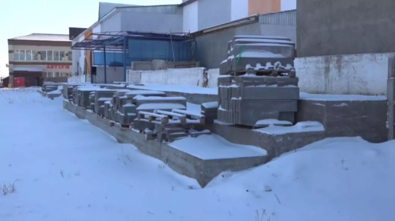 Капитальный ремонт стадиона в Каркаралинске завершат в 2026 году