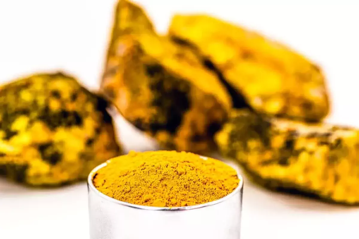 Опасная сделка: в Актобе пытались продать радиоактивный уран