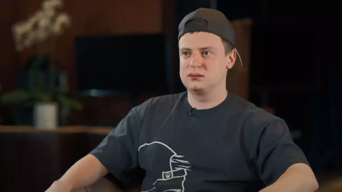 Блогер Mellstroy Қазақстанда қозғалған іске байланысты Кипрден шыға алмай қалғанын айтты