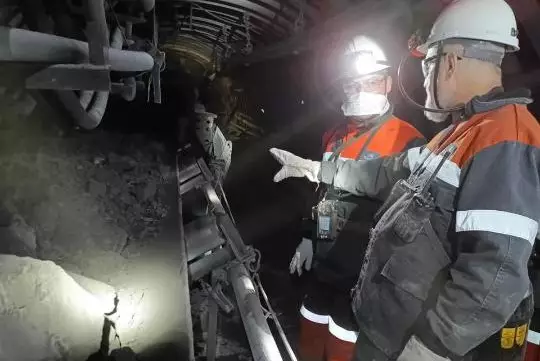 Вице-министр по ЧС проверил уровень промышленной безопасности на шахте в Караганде