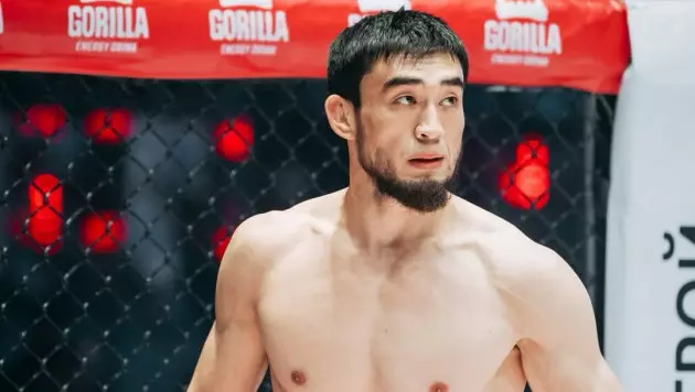 Казах оформил нокаут за 10 секунд и установил рекорд (видео)