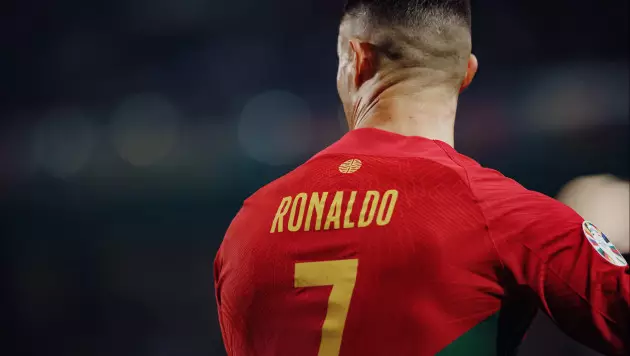 Мбаппе сотворил историю и "обратился" к Роналду