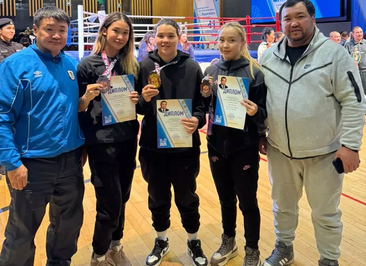 Спортсмены из Мангистау завоевали медали на международном турнире по боксу - новости на Lada.kz 21.12.2025