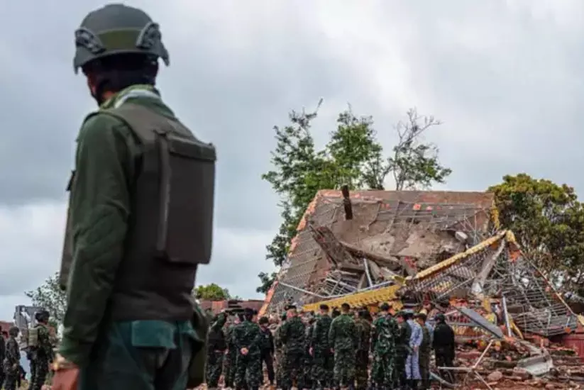 Из-за приграничных столкновений Камбоджи и Таиланда эвакуированы около миллиона человек