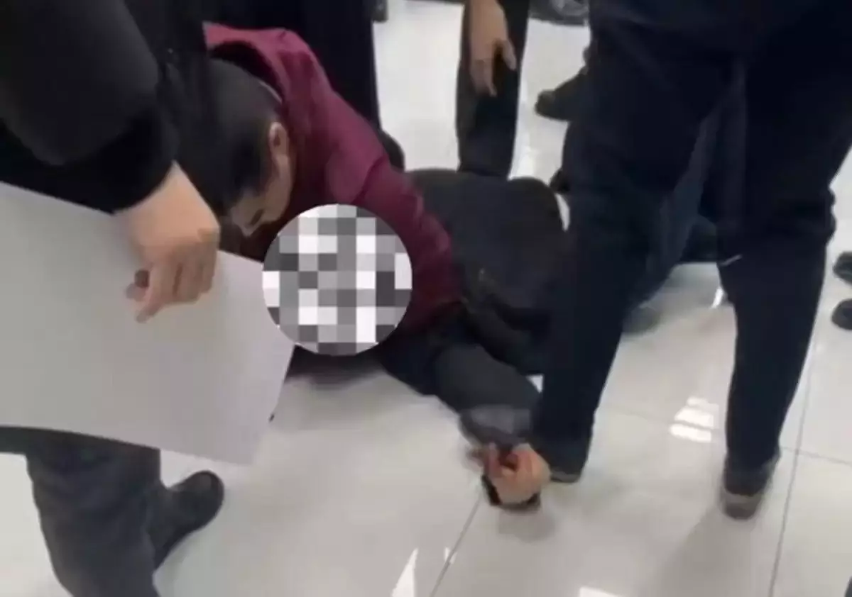 Алматыда студент оқытушыны пышақтады: қылмыстық іс қозғалды