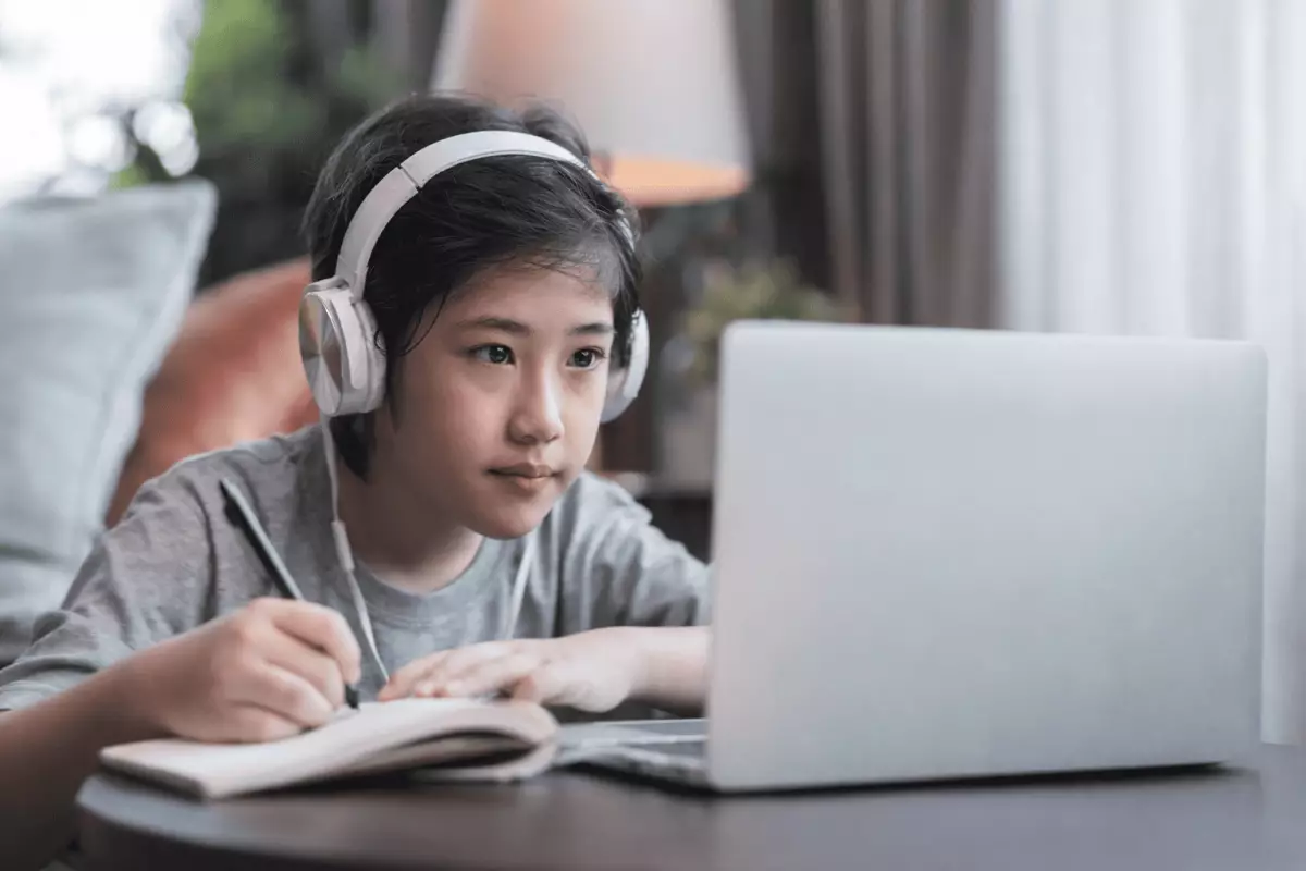 Охота на детей: Минпросвещения РК предупреждает о мошенничестве