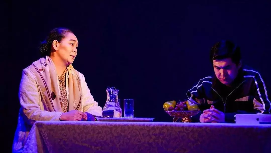 «S.O.S»: Астанада нашақорлыққа қатысты ерекше спектакль өтті