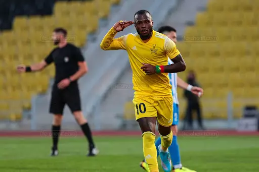 Африка кубогының қатысушысы ҚПЛ-ге ауысуға ниетті