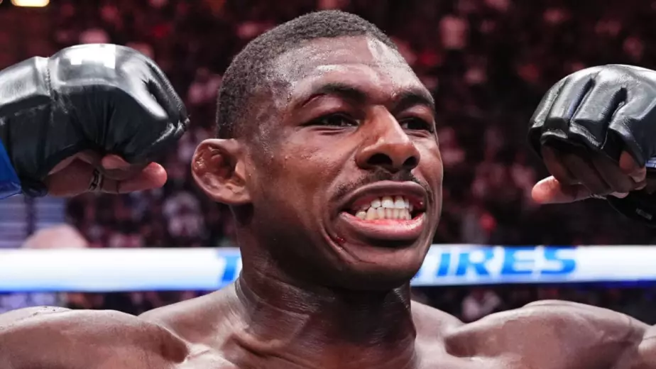 Хоакин Бакли возмутился словам Шавката Рахмонова