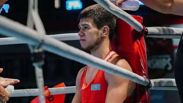 Қазақстан құрамасындағы боксшының айқасын төреші тоқтатуға мәжбүр болды