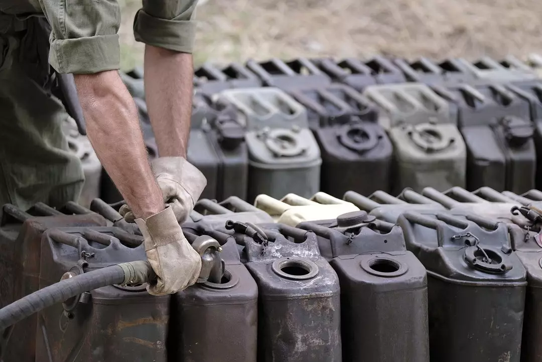 В Актау изъяли дизельное топливо с опасным превышением серы