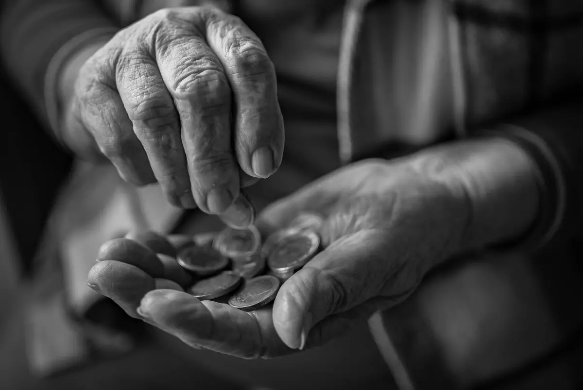 Суд отказал казахстанским пенсионерам в пересмотре базовой выплаты