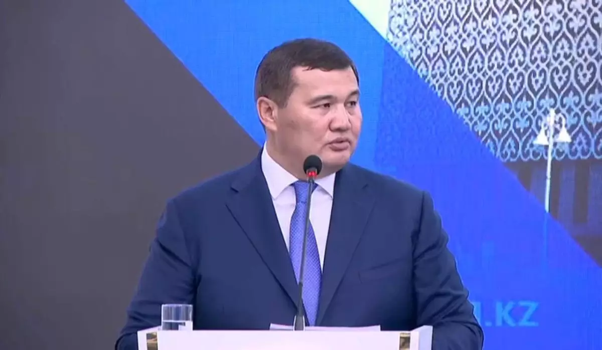 Әлеуметтік желідегі жағымды пікір мен лайк. Журналистің сұрағы, Нәлібаевтың жауабы