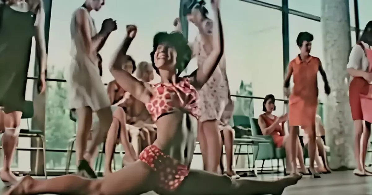  «Тақиялы періште» фильміне түскен актриса: Шәкен Айманов киноға ішімді ашып түсуді ұсынды 