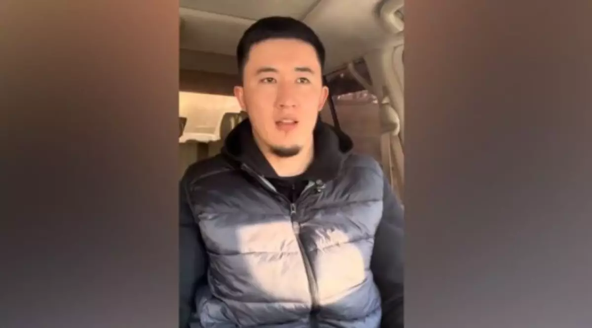 «Әйелім хиджабта, әурет жерін көрсетпейді»: Шымкент тұрғыны еркек хирургтардың көптігіне шағымданды