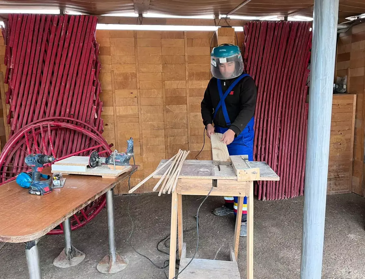 От профессии к хобби: энергетик из Мангистау рассказал о своем необычном увлечении - новости на Lada.kz 22.12.2025