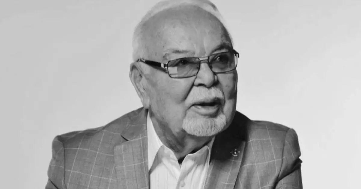  `Қазақ өлген адамды шығарып салудан мықты`: Асанәлі Әшімовтің жеке жазбалары тарап кетті 