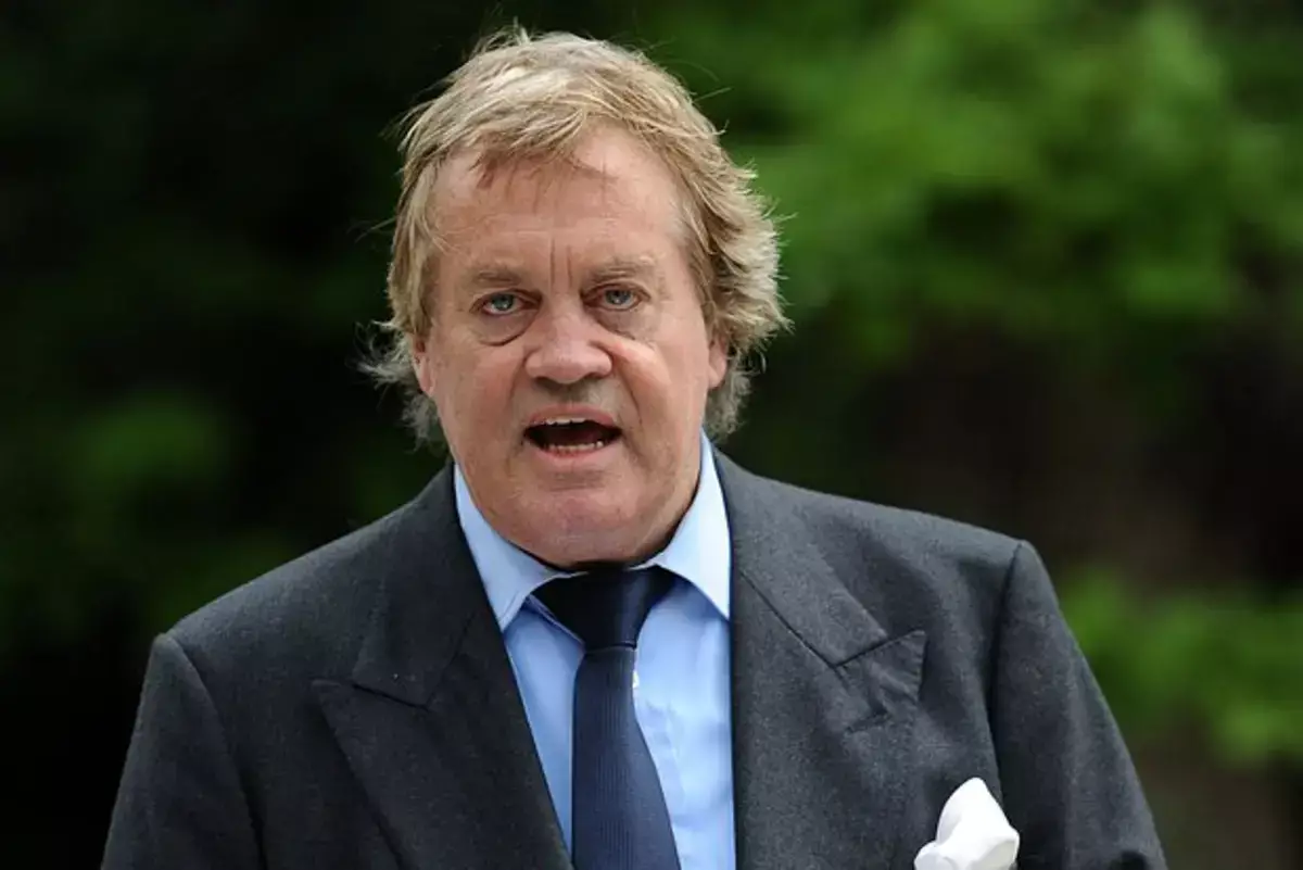 Один из самых знатных аристократов Британии три раза пытался убить жену - новости на Lada.kz 22.12.2025