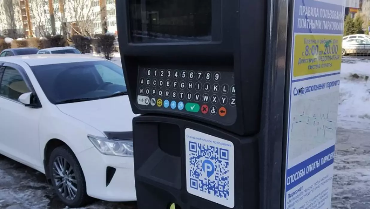 С этой недели все парковочное пространство Астаны принадлежит городу – Касымбек