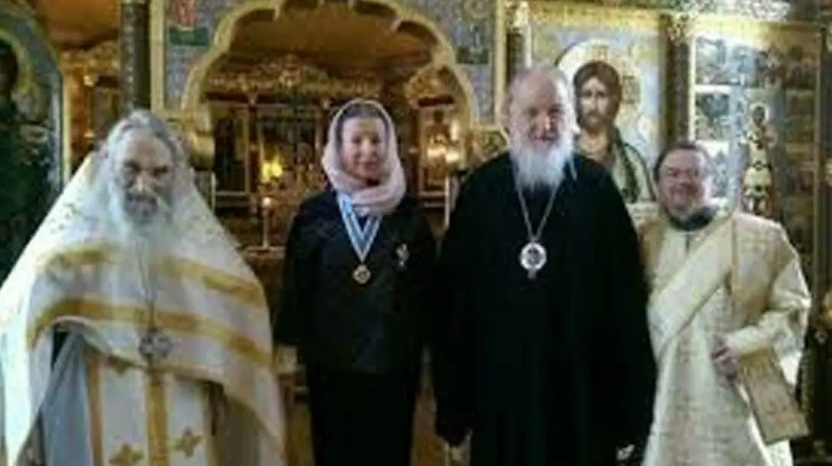 Патриарх Кирилл более 50 лет живет с гражданской женой - расследование "Проекта"