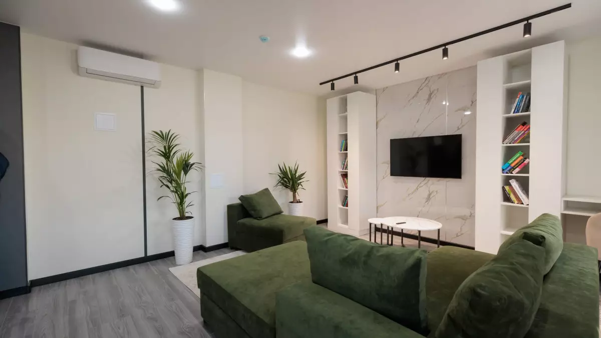 Жалдамалы пәтерде тұрып жатқандар үйлерін босатады – әкім жауап берді