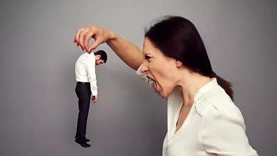 "Әйелім абьюзер!"деген ер азамат елден көмек сұрады