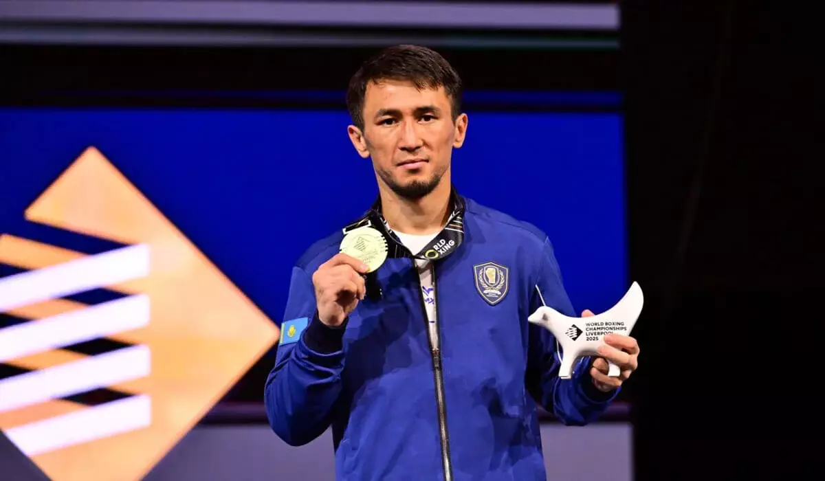 Махмуд Сабырхан и Наталья Богданова претендуют на звание лучшего боксера года