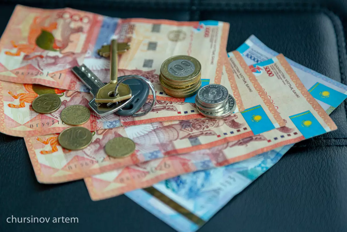 Размеры двух соцвыплат вырастут с 1 января в Казахстане