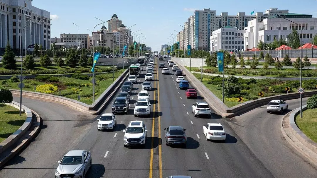 Астанада жаңа жұмыс кестесінің арқасында кептеліс азайды