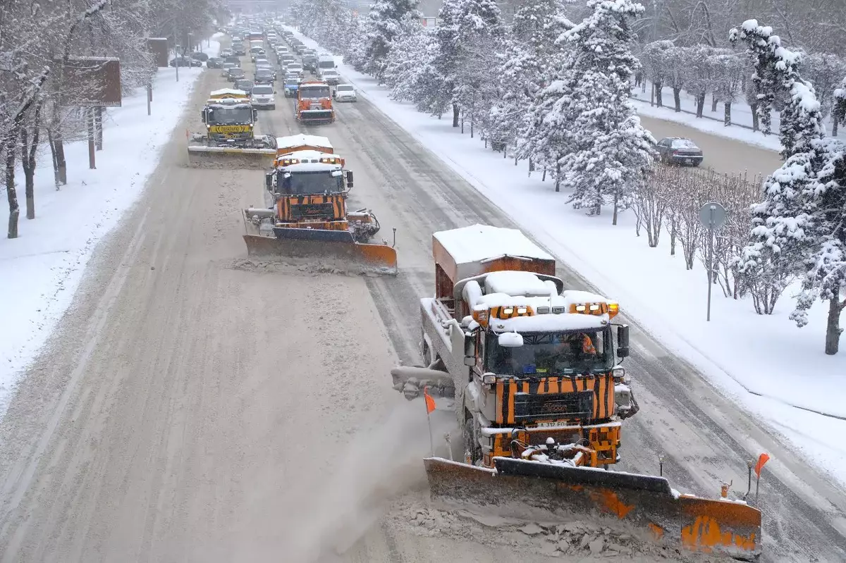 Алматының коммуналдық қызметтері мереке күндері күшейтілген режимде жұмыс істейді