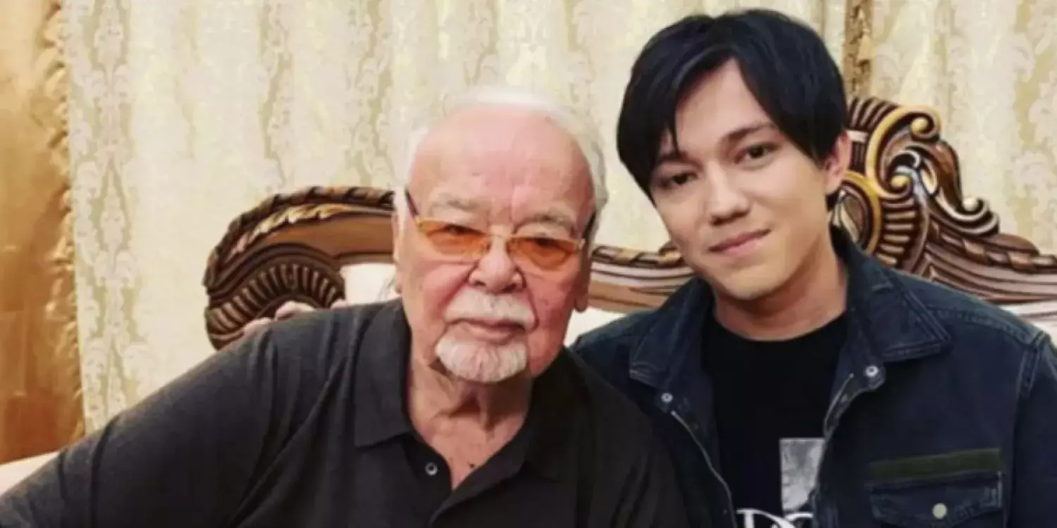 «Жүрегімде сақтаймын»: Димаш Асанәлі Әшімовтің отбасына көңіл айтты